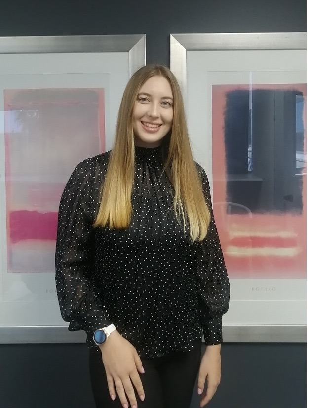 A big congratulations to Elzé for passing her board exams! 